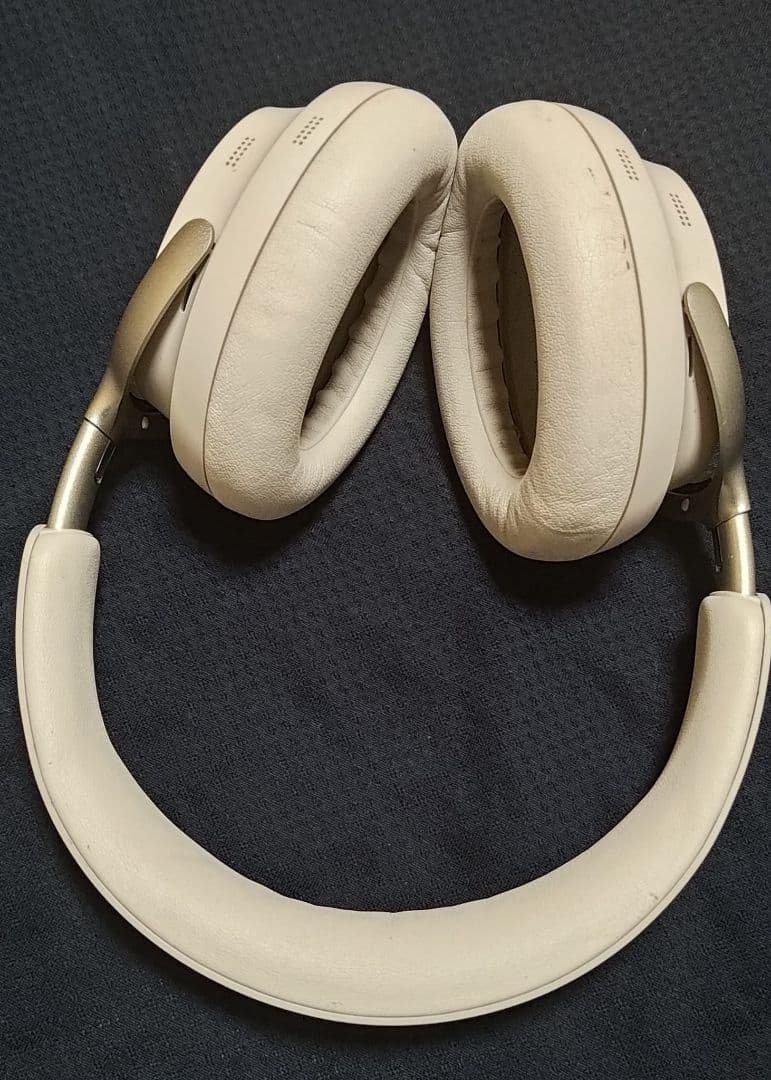 Bose ベージュ オーバーイヤーヘッドフォン