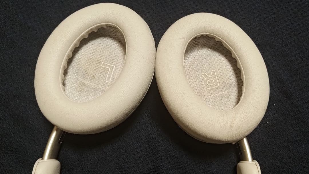 Bose ベージュ オーバーイヤーヘッドフォン
