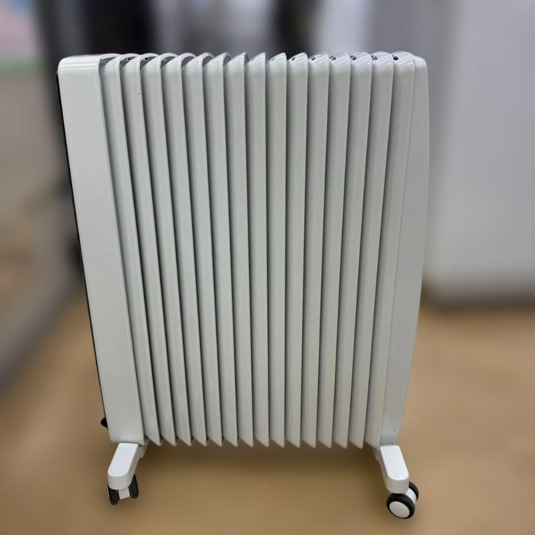 ★ディンプレックス　オイルフリーヒーター　B05