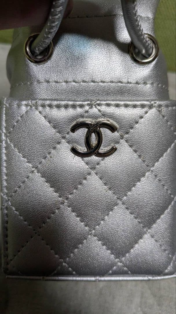 【cheeelさん専用】CHANELノベルティキルティングミニバニティー