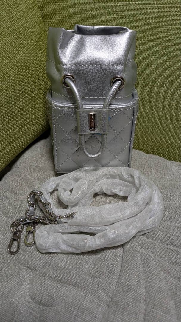 【cheeelさん専用】CHANELノベルティキルティングミニバニティー