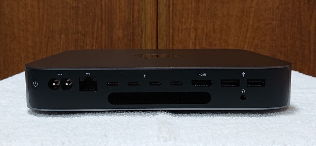 Mac mini 2018 i7 3.2G 6コア メモリー32G SSD1T