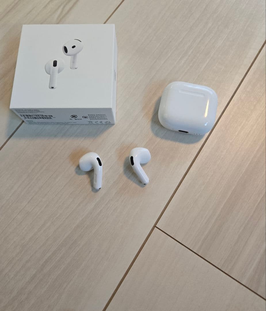 [美品]AirPods 4 ノイズキャンセリング(ケース付)※おまけ有り