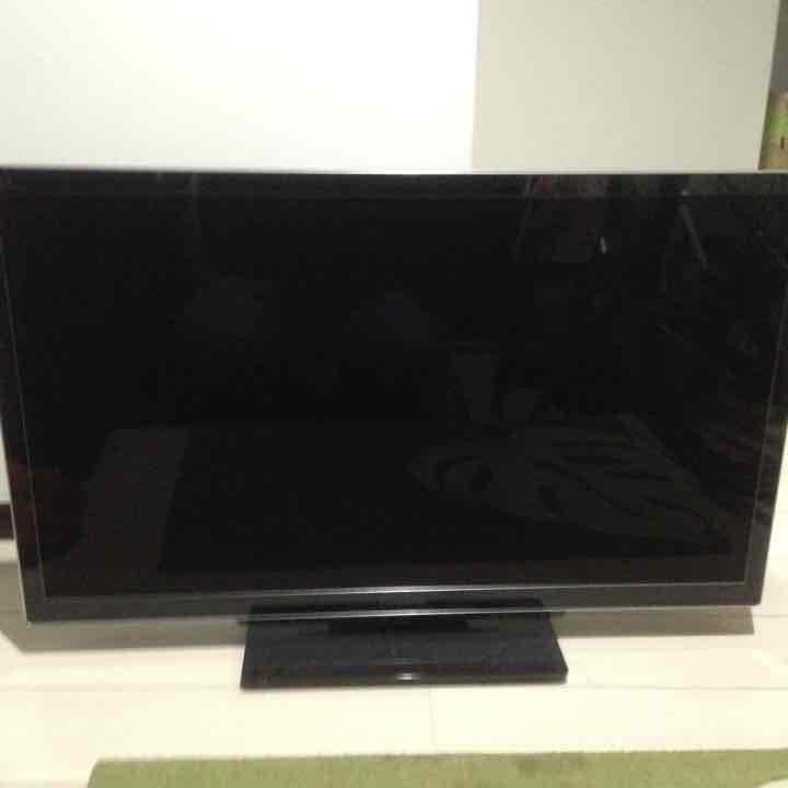 Panasonic VIERA TH-L37DT33 37インチ 2011年製