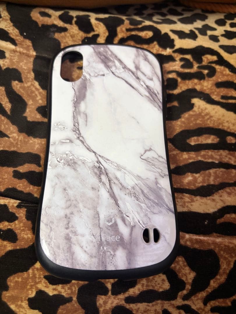 Apple iPhone Xs 64GB シルバー ケース付き