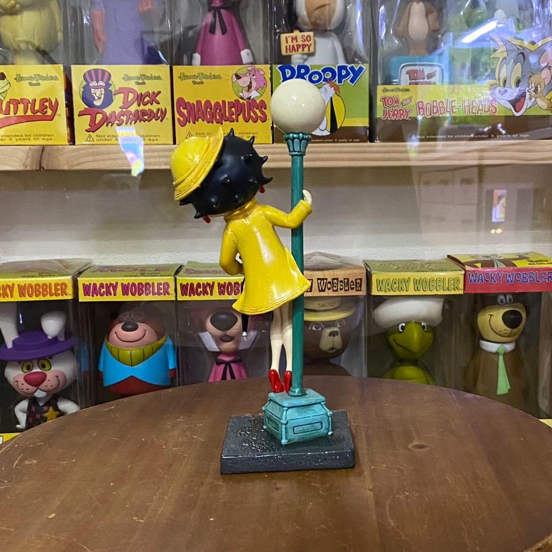 BETTY BOOP ベティブープ ベティちゃん 雨に唄えば フィギュア