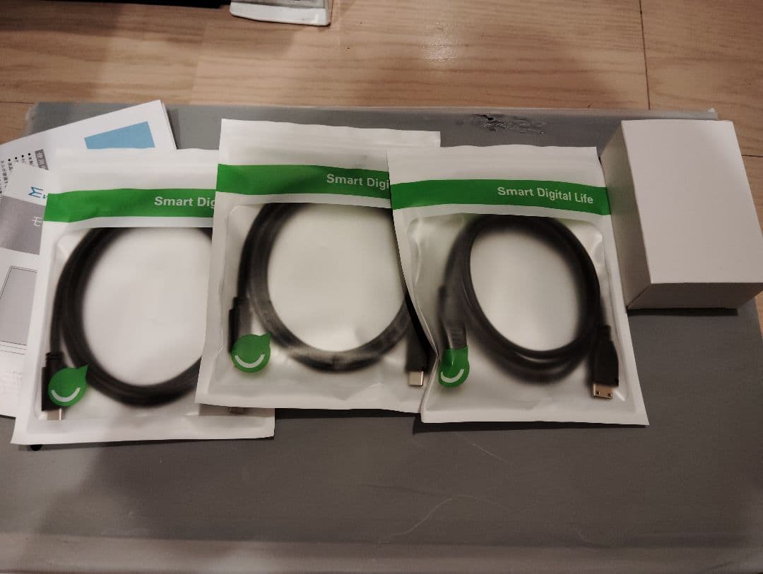 m*様 VICIV 18.5インチ モバイルディスプレイ