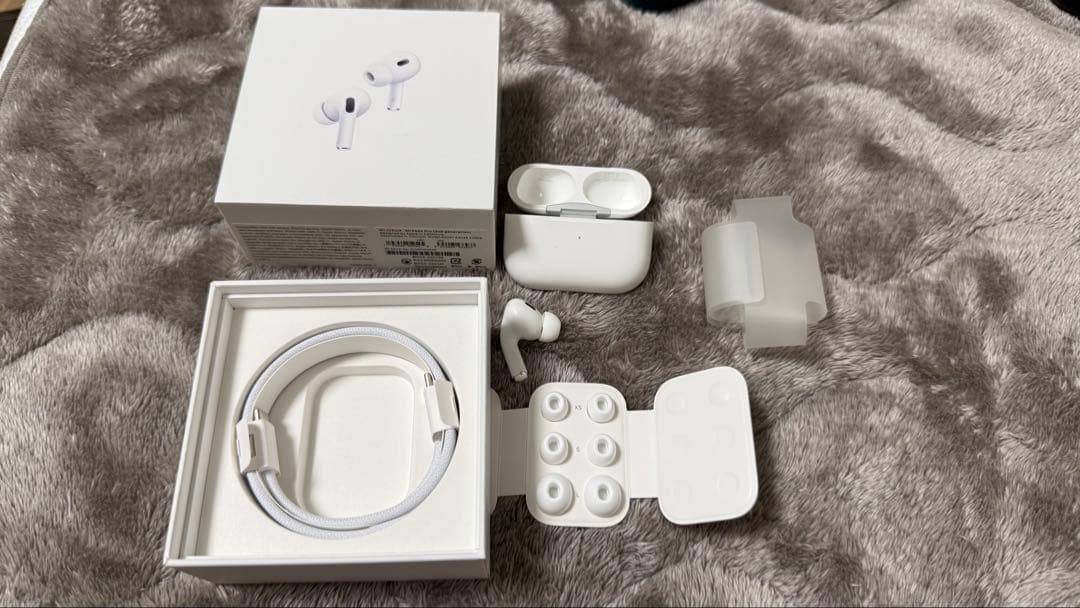 [付属品未使用]AirPods Pro2 右耳以外完備