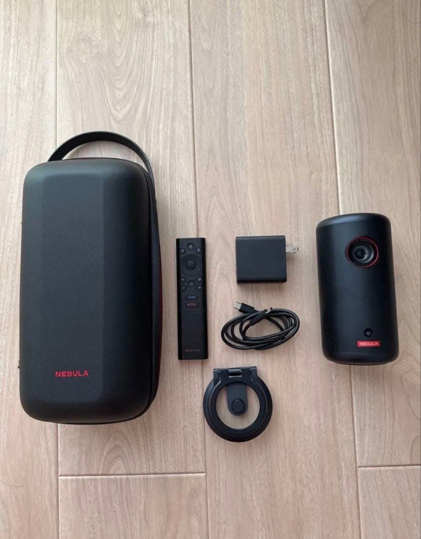 【美品】Anker Nebula Capsule3 プロジェクター　スタンド付き