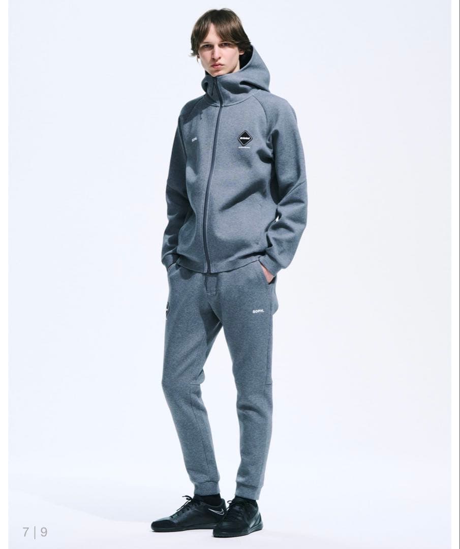 即完 F.C.Real Bristol TECH SWEAT XL