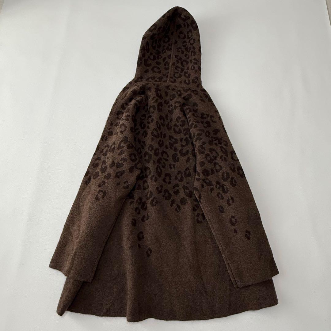 ダーマコレクション　ヤク100% フード付き ポンチョ風ニットコート レオパード