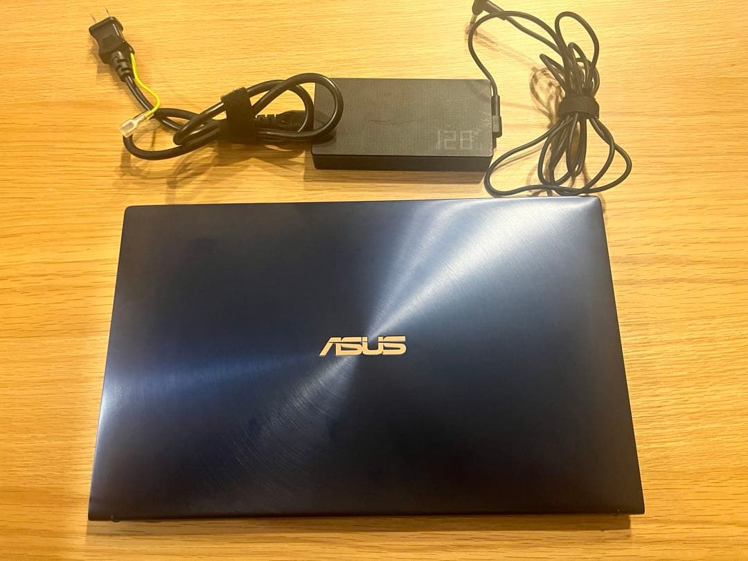 Windowsノート本体 ASUS ZenBook15 UX534F