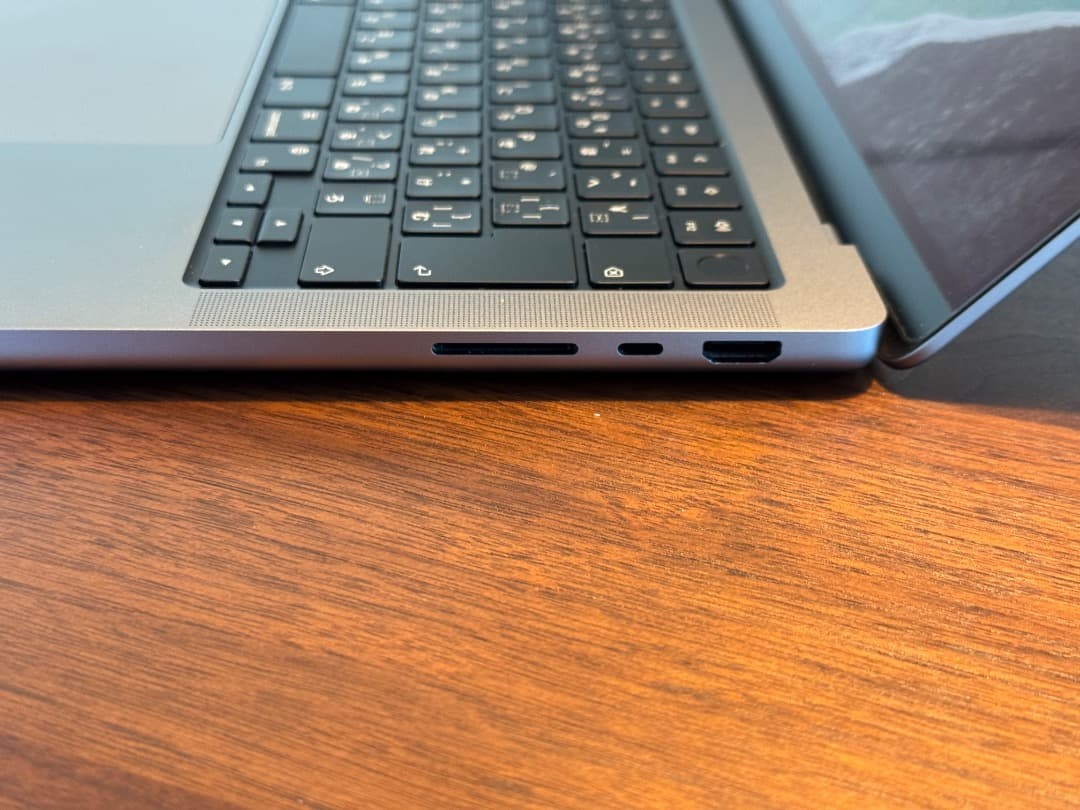 MacBook Pro M2Pro 14インチ 16GB/512GB 美品