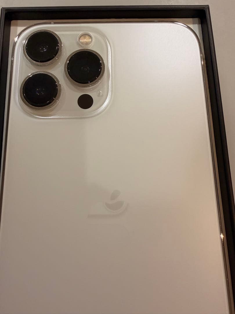 【美品】iPhone 13 pro max 256 シルバー