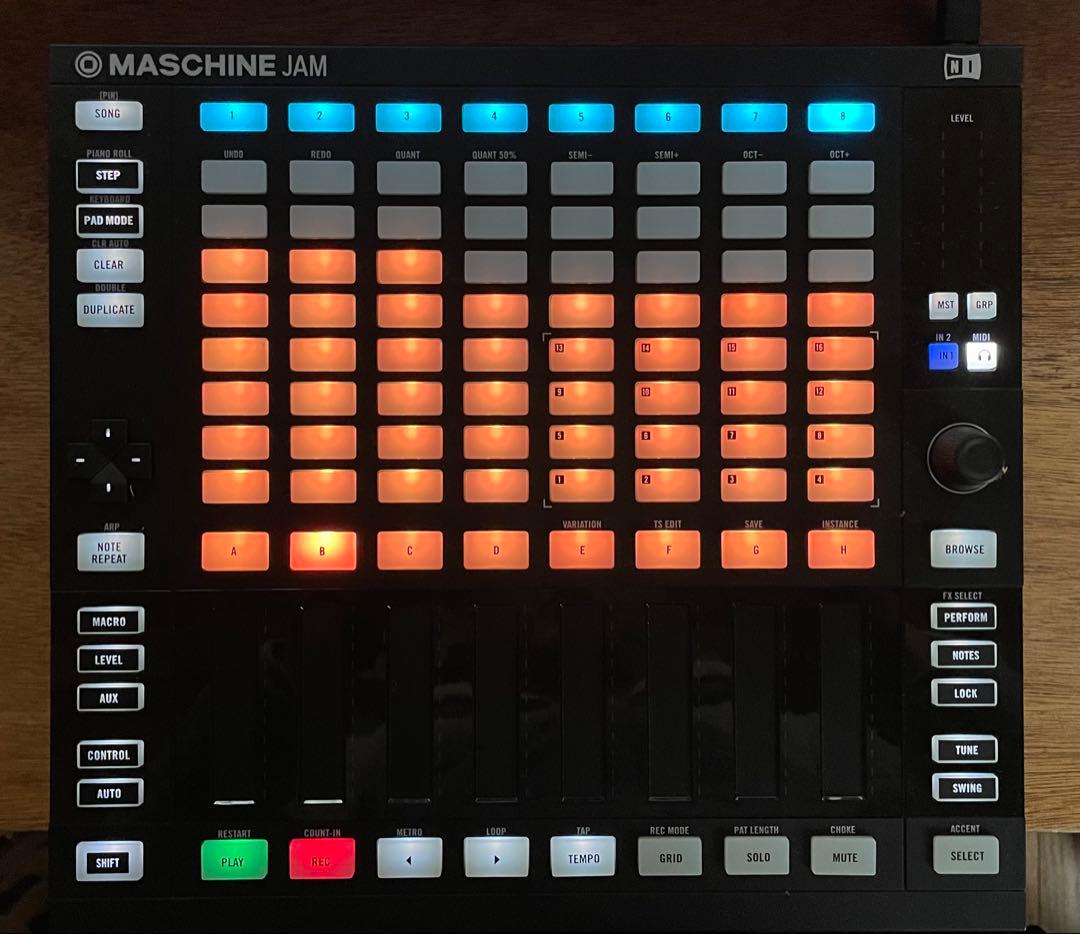 MASCHINE JAM本体