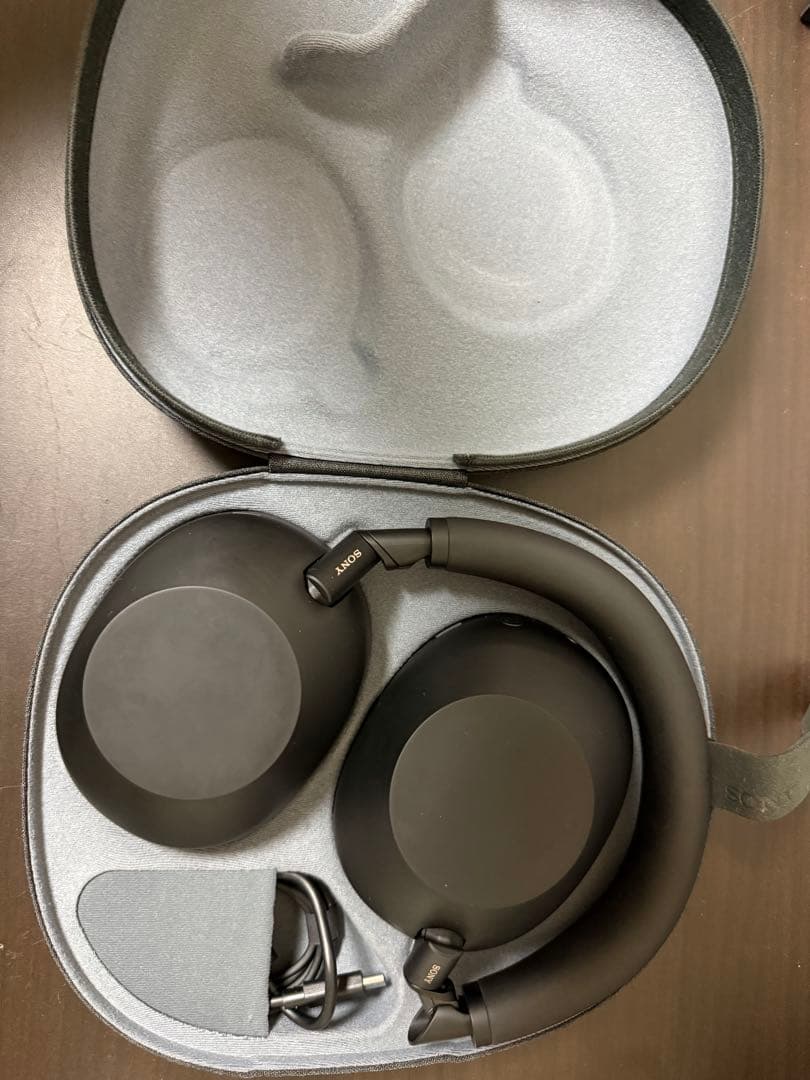 Sony WH-1000X M6 ワイヤレスヘッドホン『保証書・レシート付属』