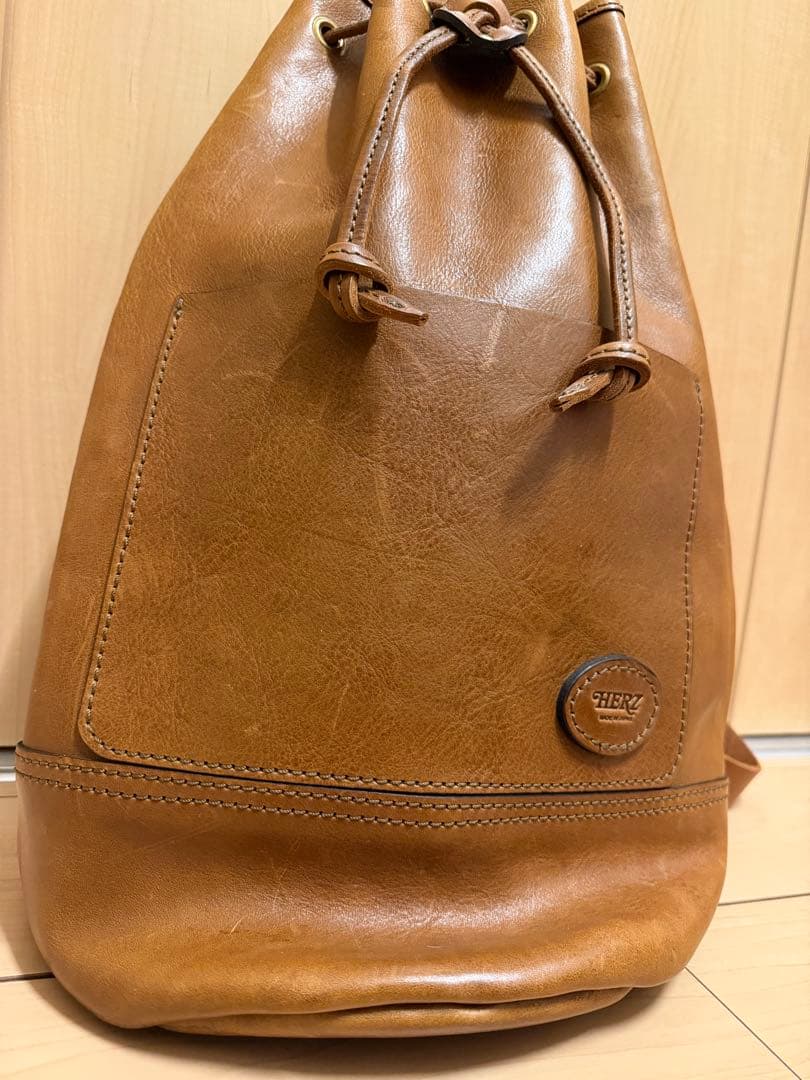 ヘルツ　ソフトレザーのボンサック　グリーン