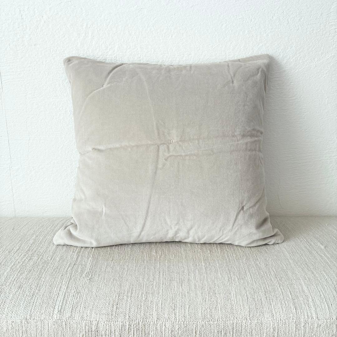 R*t様 ZARA  ザラホーム クリスマスクッション2点セット