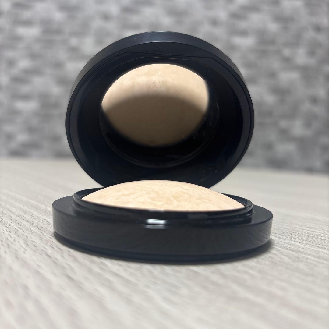 MAC ミネラライズスキンフィニッシュ ナチュラル ライトプラス