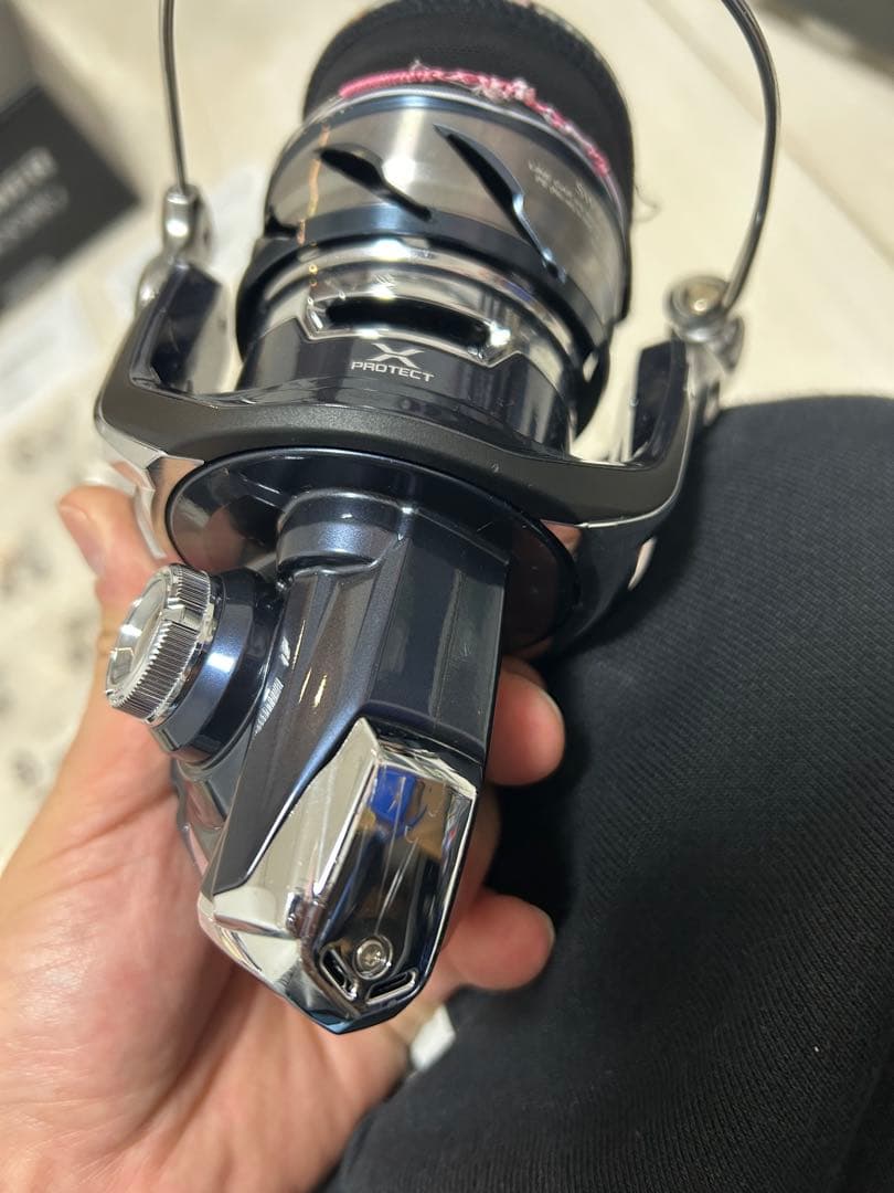 シマノ ツインパワー　 SW10000HG スピニングリール　おまけ付