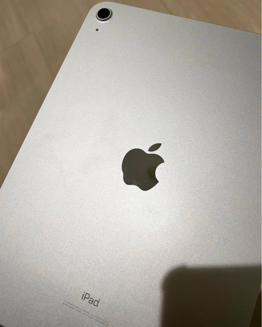 Apple iPad シルバー 本体　第10世代