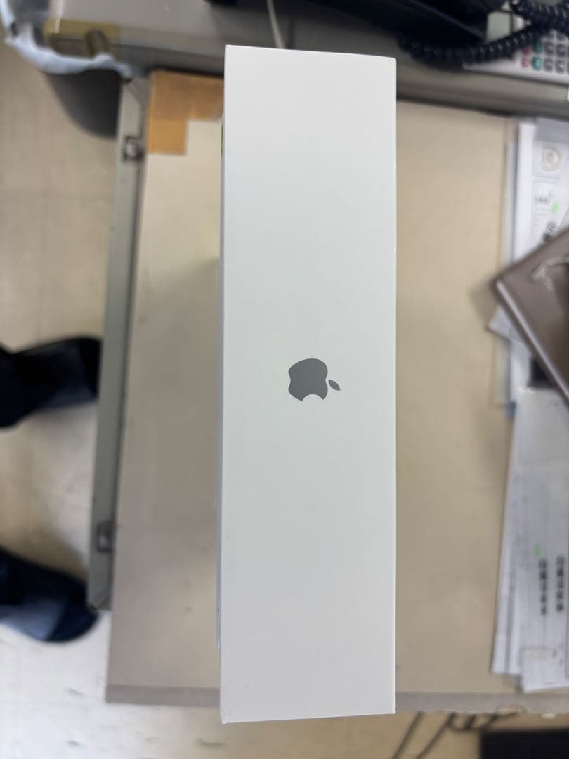 ipad 本体128GB 第11世代新品未使用　おまけ付き