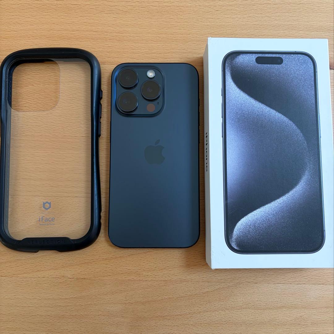 iPhone15Pro 256GB ブラック　iFace付き