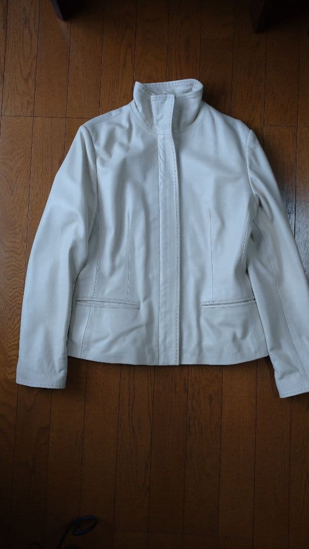 BALMAIN PARIS 羊革 白系 ジャケット ライダース