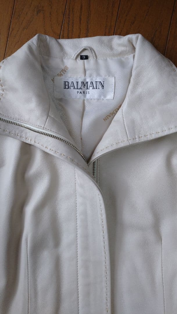 BALMAIN PARIS 羊革 白系 ジャケット ライダース