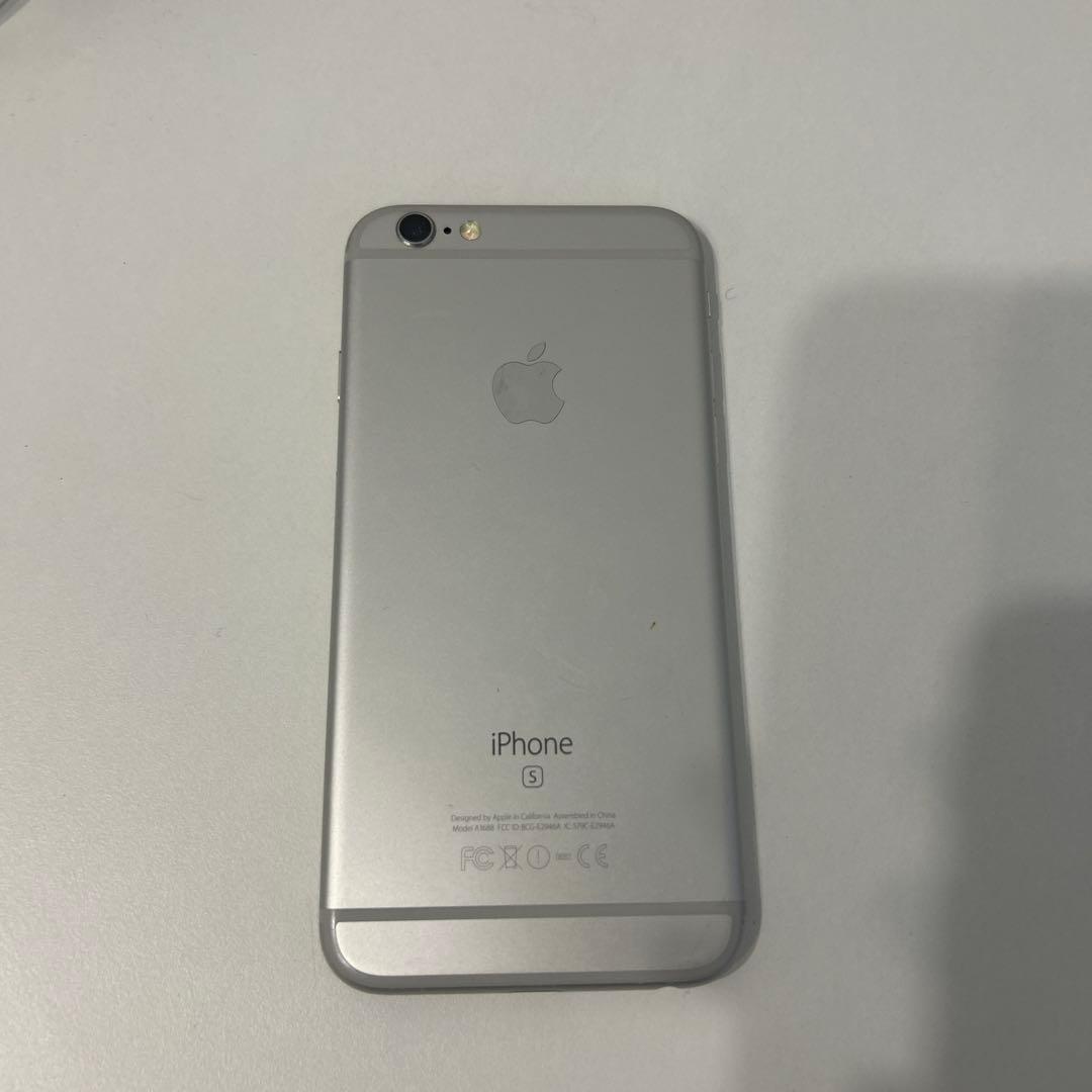 Apple iPhone 6sシルバー 本体