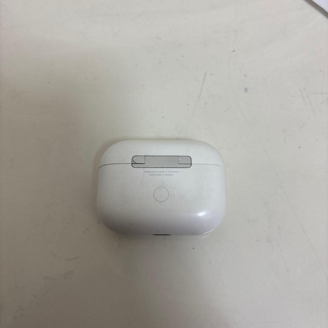 AirPods Pro 第2世代｜充電ケース付き｜有線充電不可｜ワイヤレス充電可