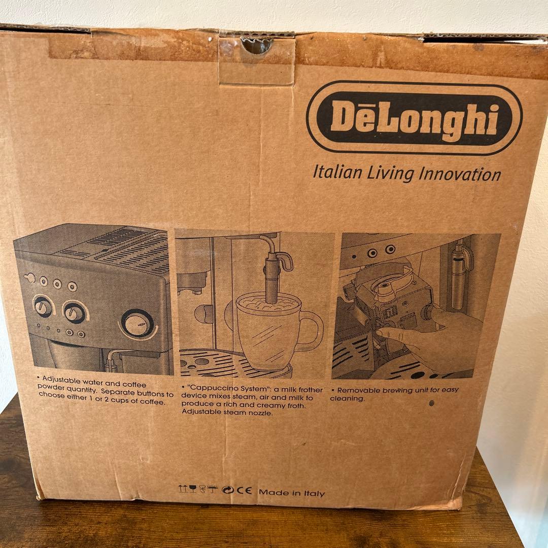 コーヒーメーカー・エスプレッソマシン DeLonghi Magnifica ESAM 1000