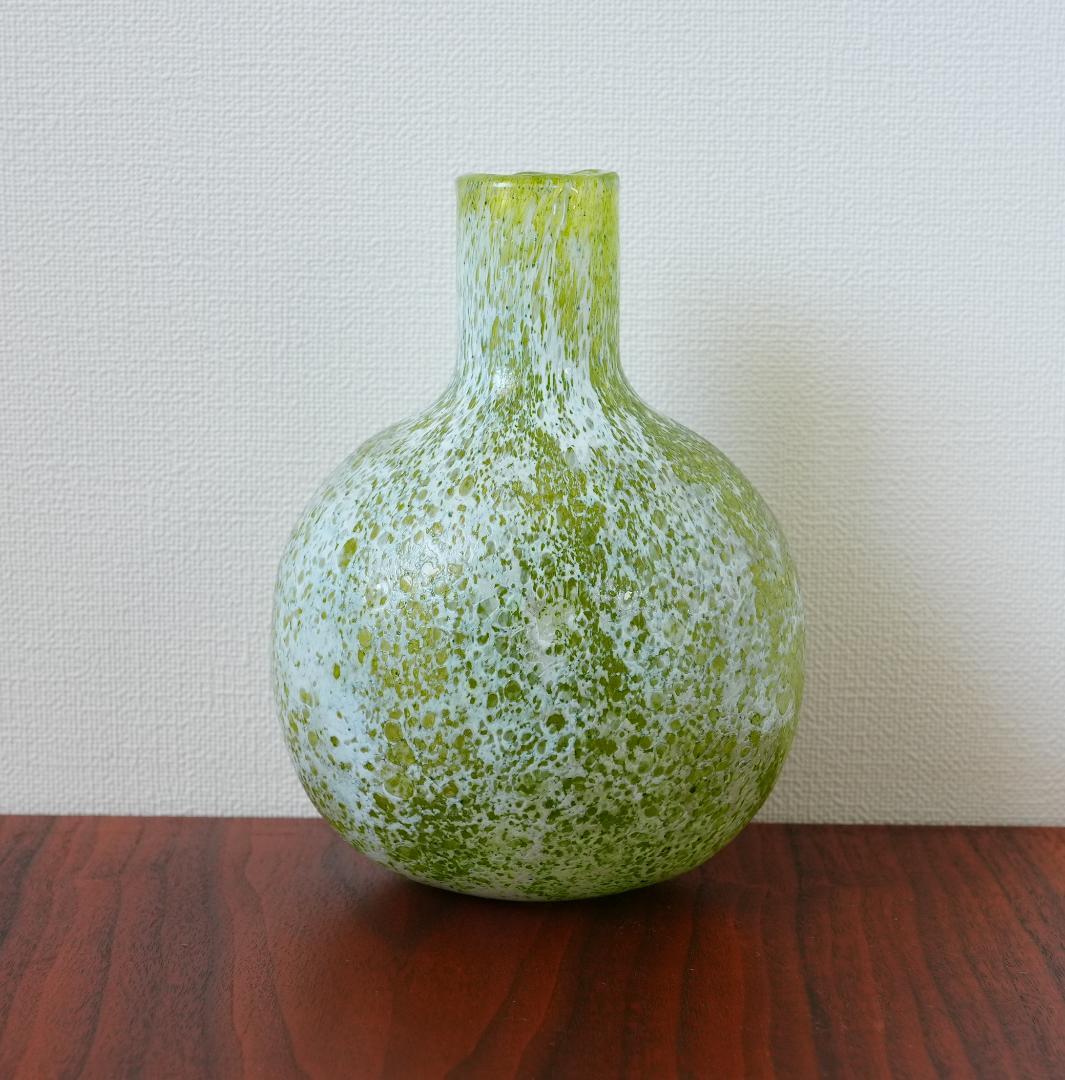 ヌータヤルヴィ Tunturissa オイバ・トイッカ グリーン　花瓶