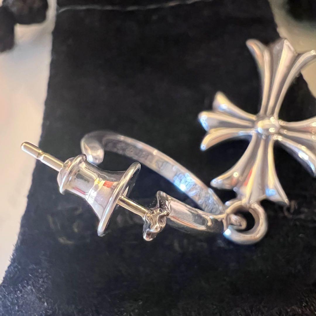 さらへ様★★★クロムハーツ タイニーCH クロス ピアス 両耳 2点セット