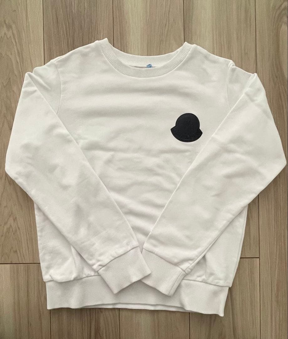 モンクレール　12A トレーナー　大人もxsサイズの方着用可