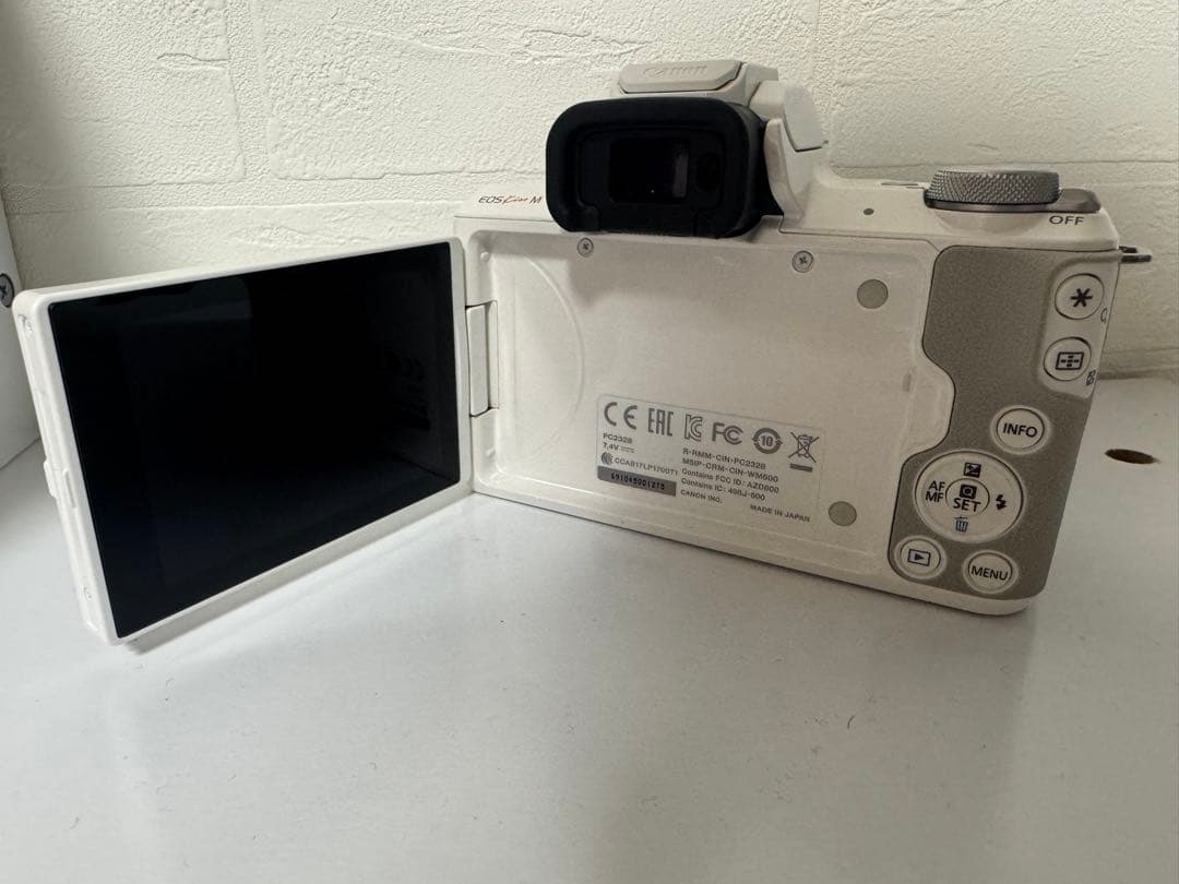 最終額 Canon EOS Kiss M ホワイト 付属品完品