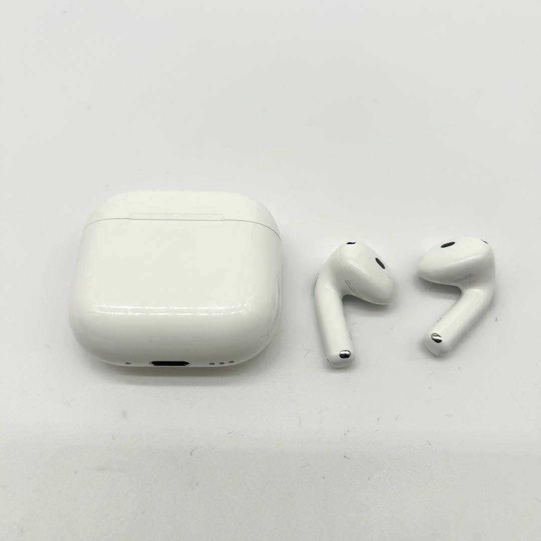 Apple AirPods 4（アクティブノイズキャンセリング搭載モデル）