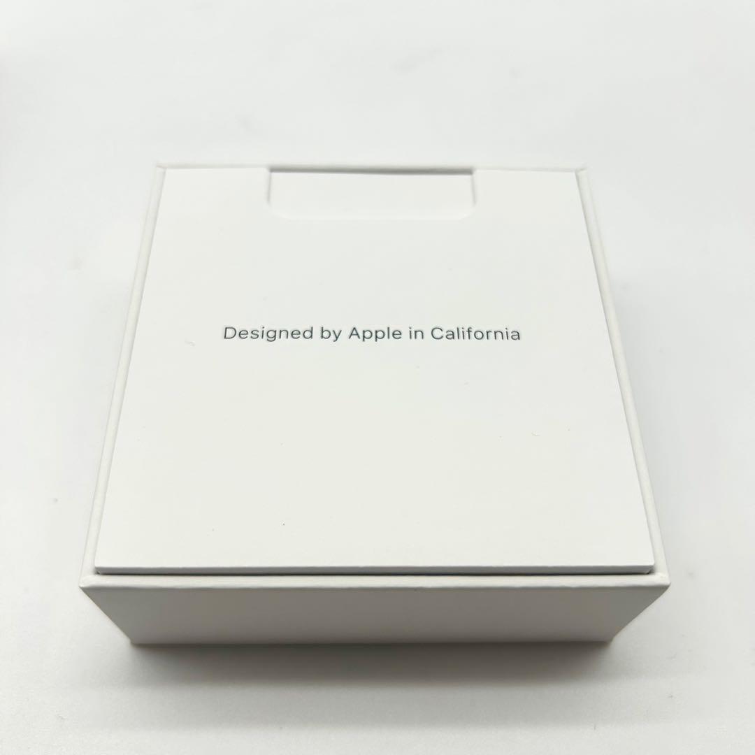 Apple AirPods 4（アクティブノイズキャンセリング搭載モデル）