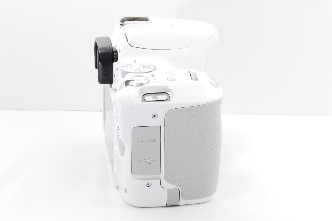 美品 Canon EOS kiss x9 大人気ホワイトカラー！スマホ転送可能♪