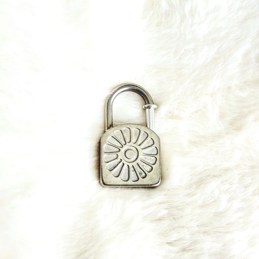 j*)様 HERMES（エルメス）　カデナ　1994年　ひまわり ホワイトゴール