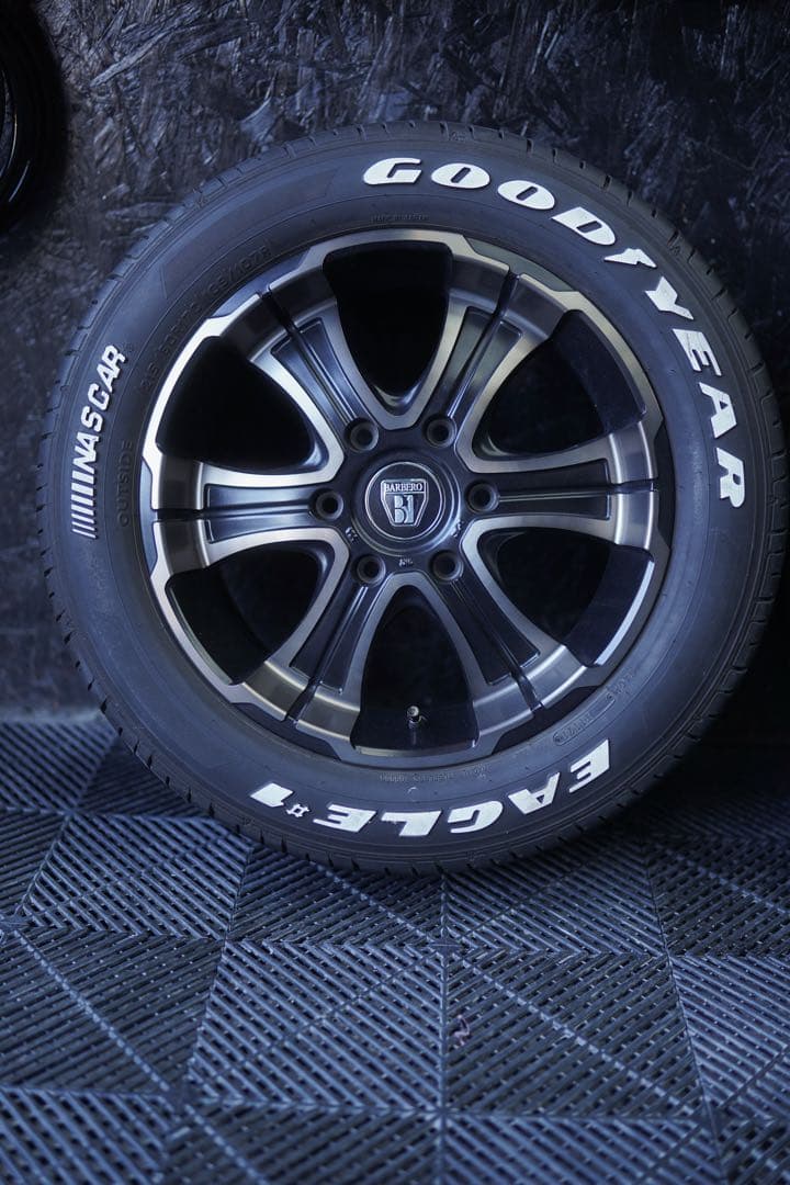 BARBERO ハイエース ホイール グッドイヤー 17インチ