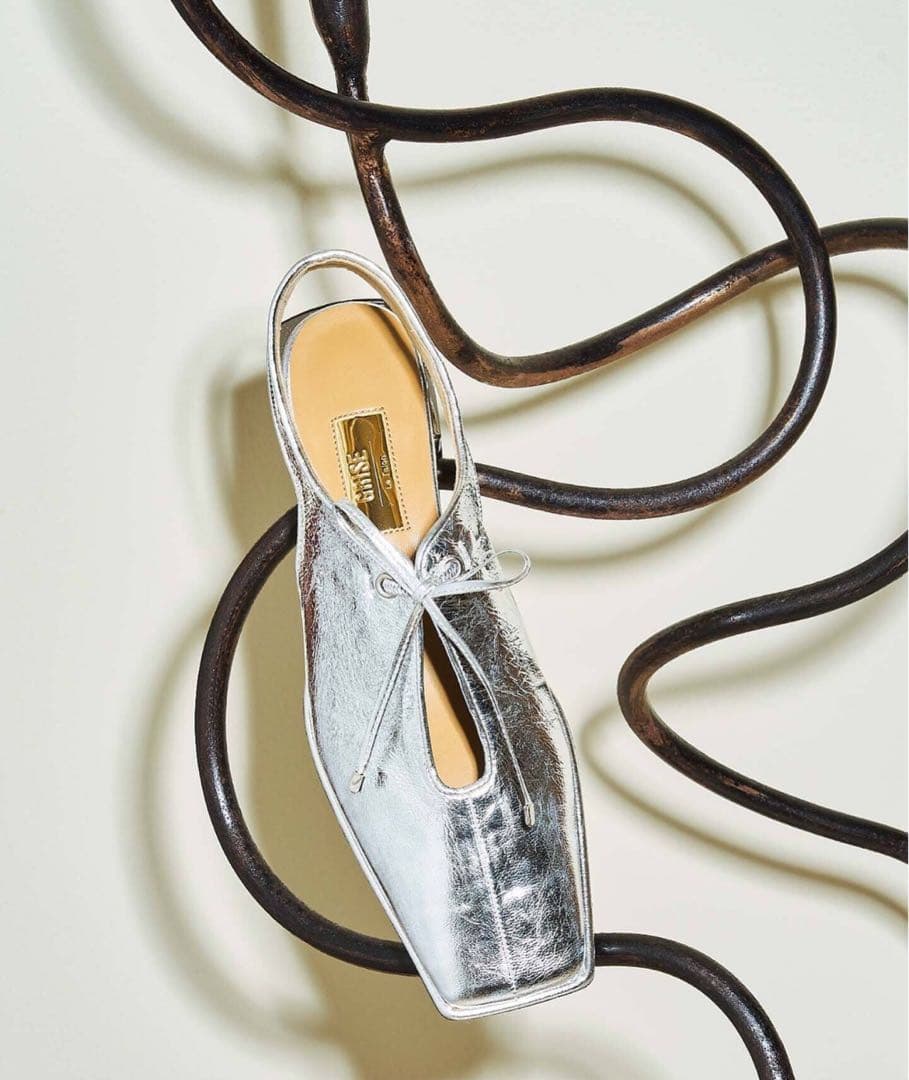 【新品】ルタロン GRISE レザースクエアカットアウトスリングバック