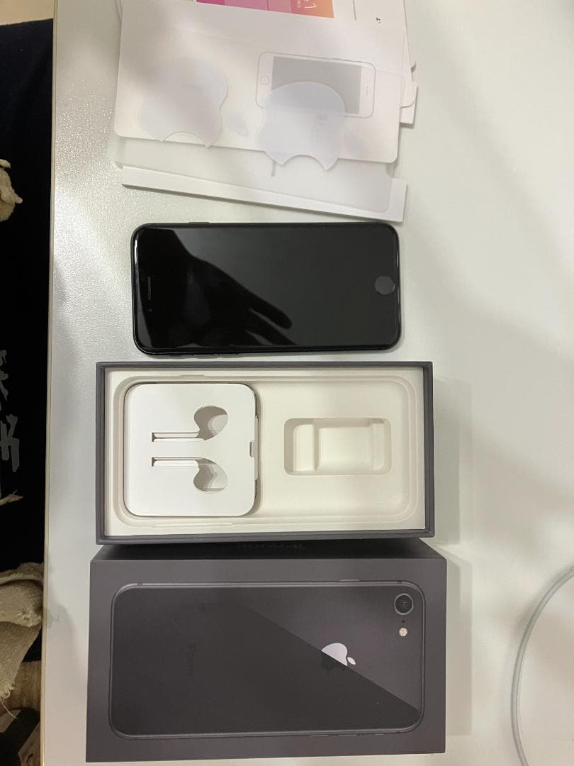 iPhone8 ブラック 64GB SIMフリー