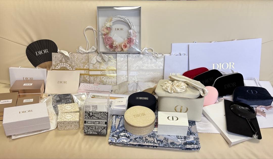 最終価格4/13(日)20:00までdior ノベルティ 纏めて出品　57品✨