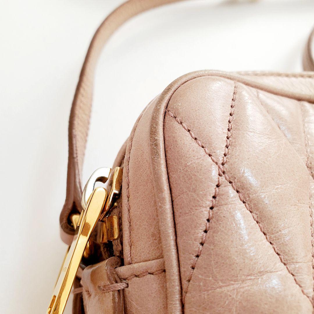 miu miu キルティング レザー ショルダーバッグ ピンク ベージュ