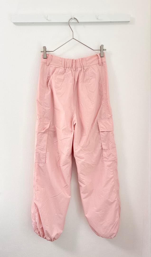 emmi ナイロンフレアパンツ カーゴパンツ ピンク 1 ヨンアさん着用