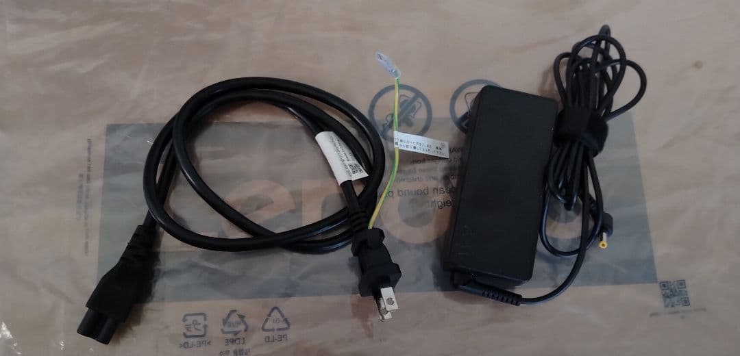 レノボ Lenovo IdeaPad Slim 370i 82RK 美品