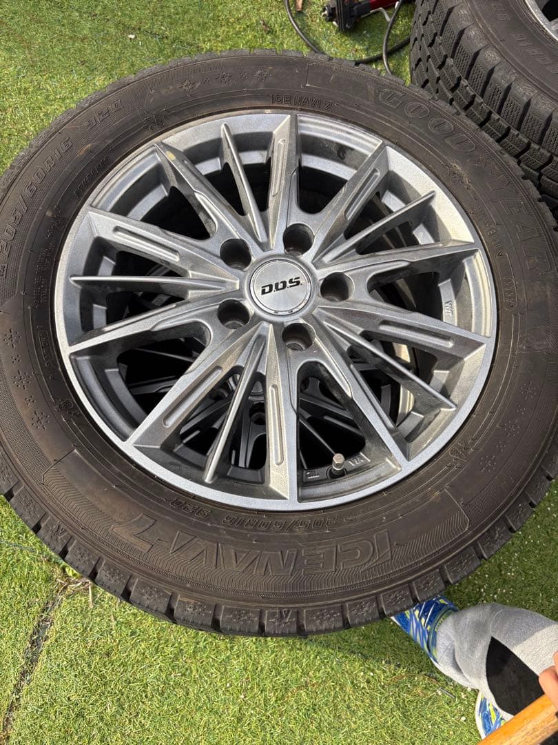 スタッドレスタイヤ 16インチホイールセット