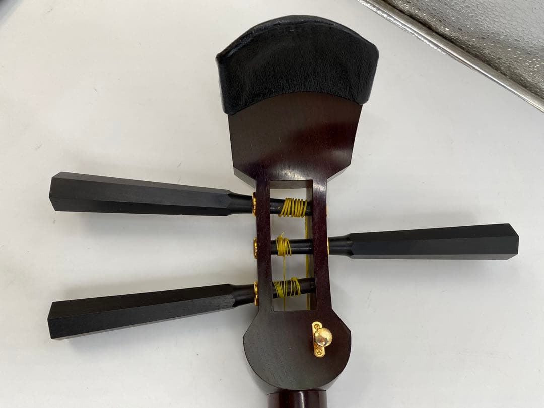 藤本流 民謡三味線 ケース付き 付属品多数