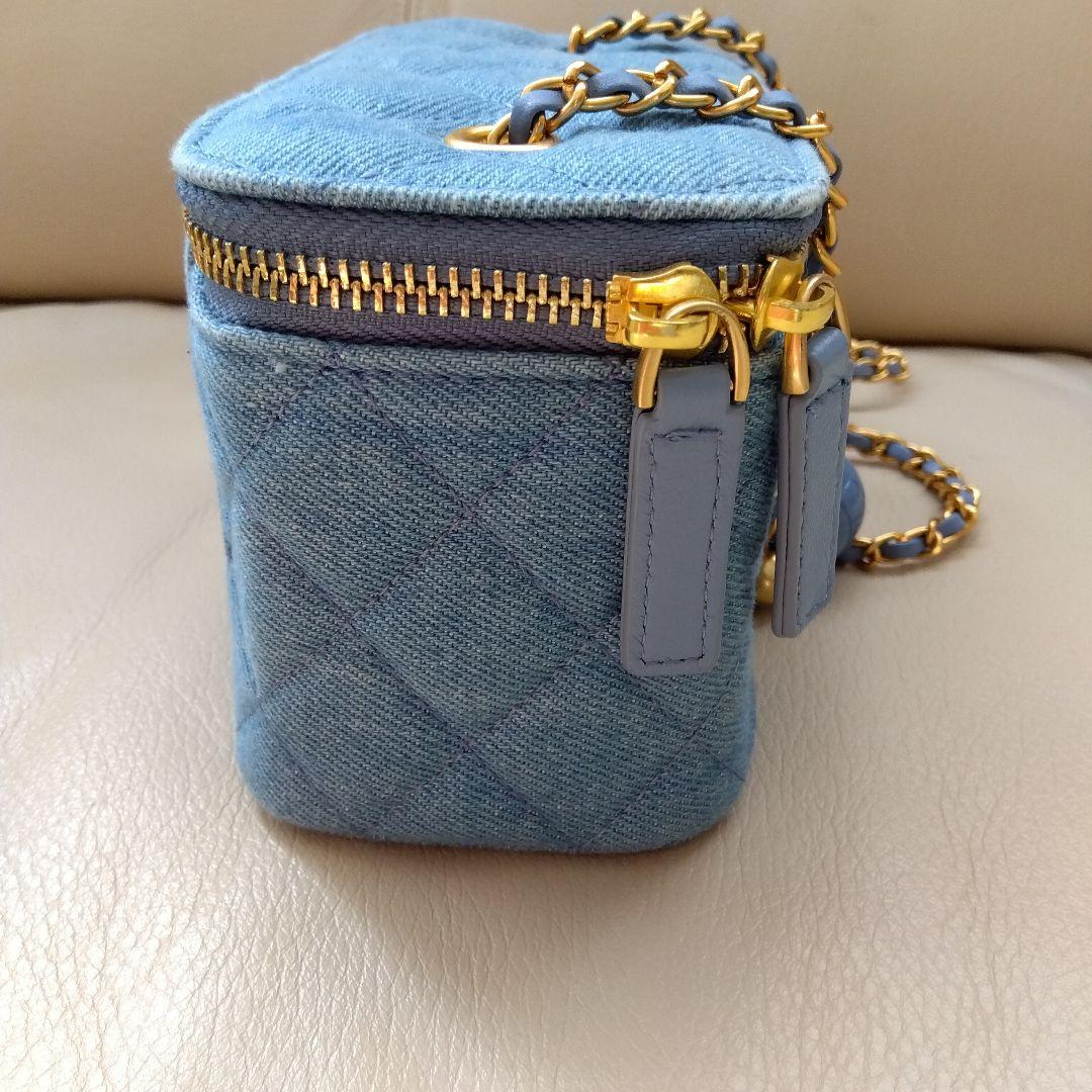 CHANEL シャネル　ブルー デニム チェーンバッグ　ノベルティ